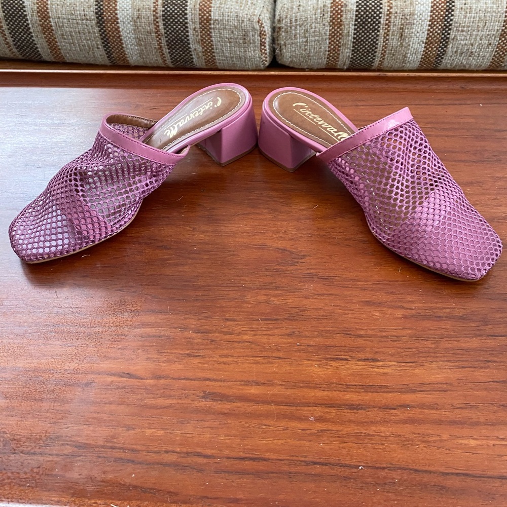 L’intervalle Pink Mesh Mules